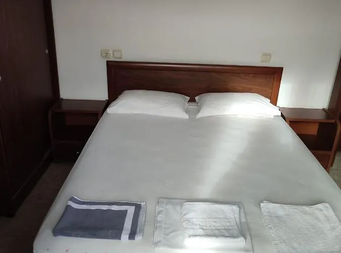 φωτεινη 3* Ouranoupoli